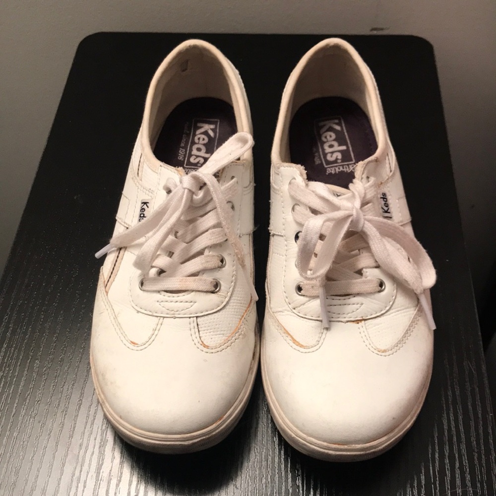 Used white keds